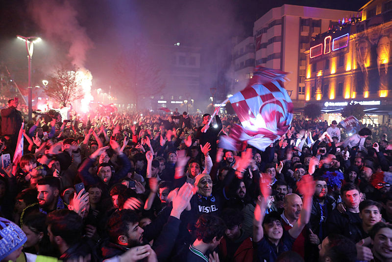 TRABZONSPOR HABERİ - Trabzon’da dev coşku! Tomorrowland’i andırdı