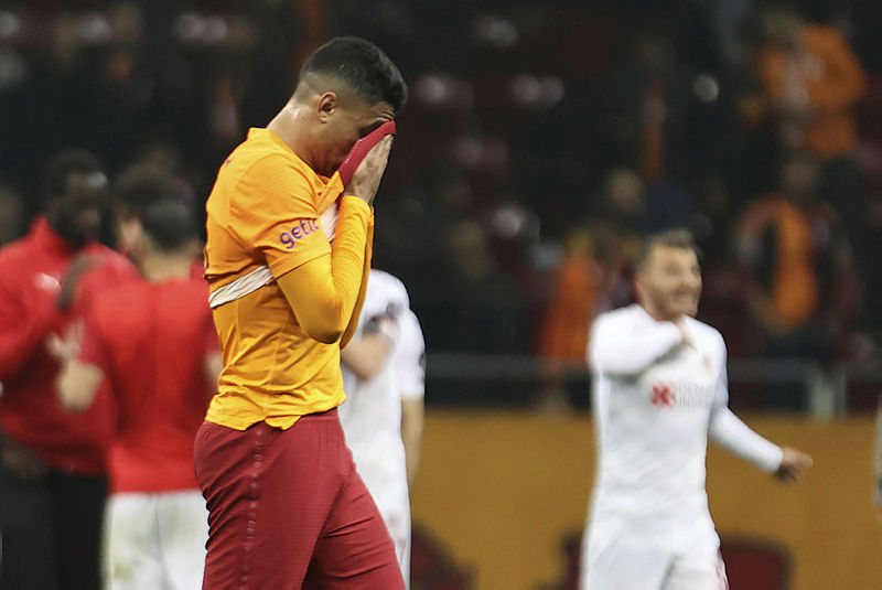 GALATASARAY HABERLERİ: Domenec Torrent’ten o isme kesik! İşte Başakşehir maçı muhtemel 11’i