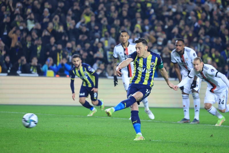 Beşiktaş - Fenerbahçe derbileri hırçın geçiyor! İşte o çarpıcı istatistik