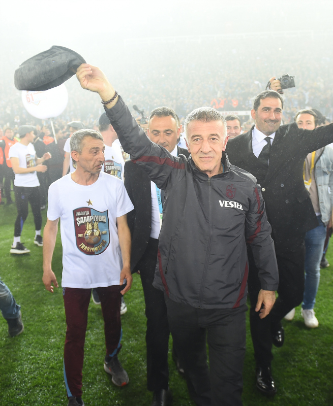 PSG’den şampiyon Trabzonspor’a kutlama mesajı!