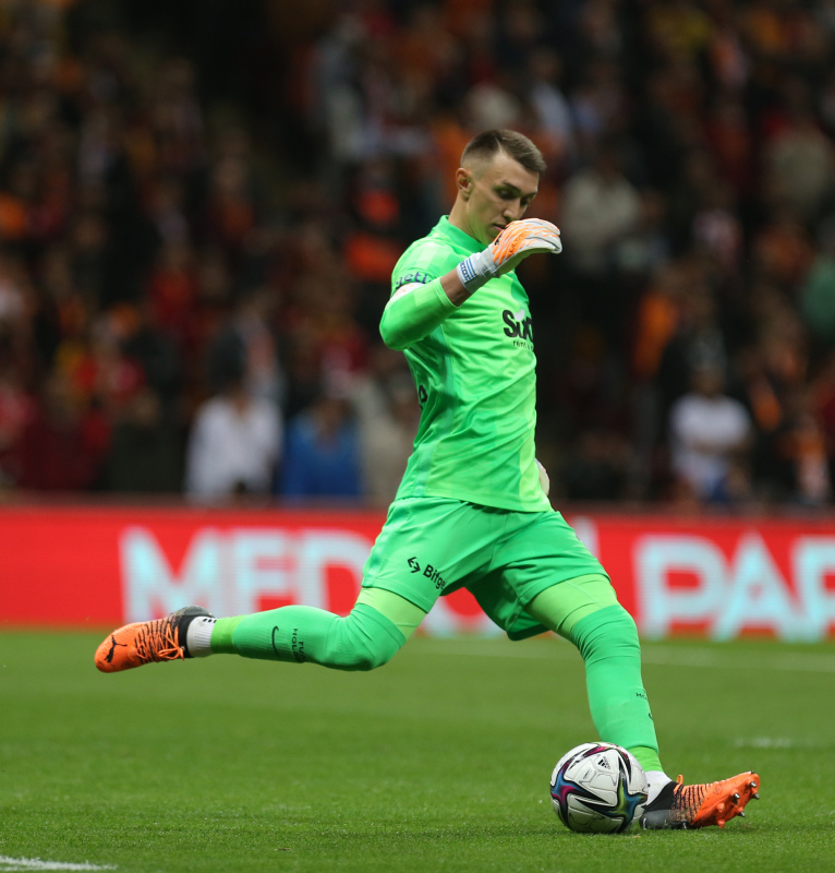 GALATASARAY HABERLERİ - Muslera kararını verdi! 2024 yılından sonra...