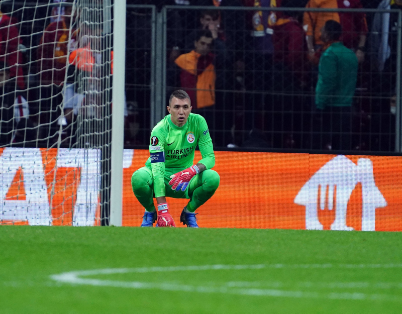 GALATASARAY HABERLERİ - Muslera kararını verdi! 2024 yılından sonra...