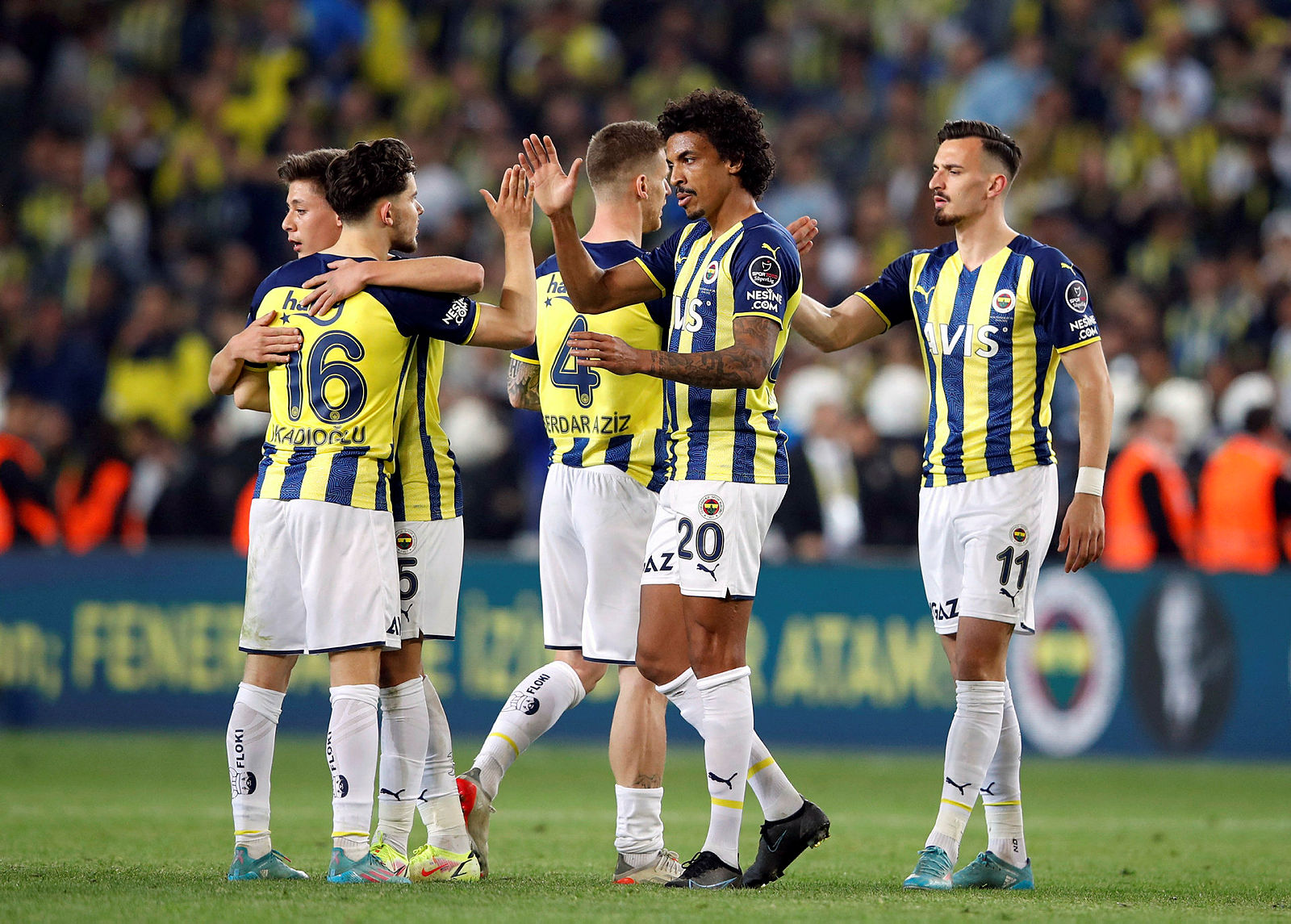 TRANSFER HABERİ: Brezilya basını duyurdu! ’Fenerbahçeli yıldız için ısrarcılar’