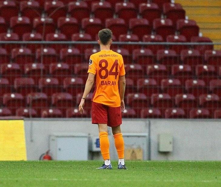 Galatasaray’da gözler Özgür Baran Aksaka’da!