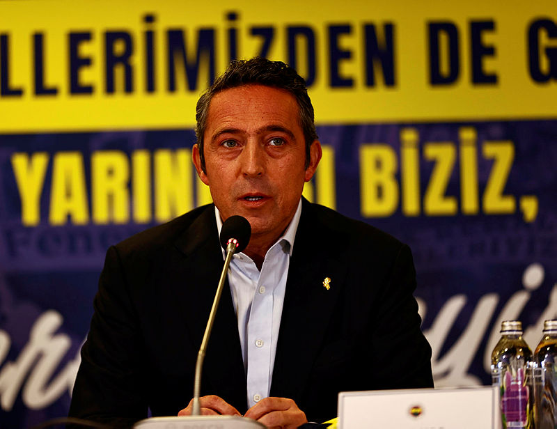 TRANSFER HABERİ: Islam Slimani Portekiz’den ayrılıyor! Yeni adresi Fenerbahçe mi?