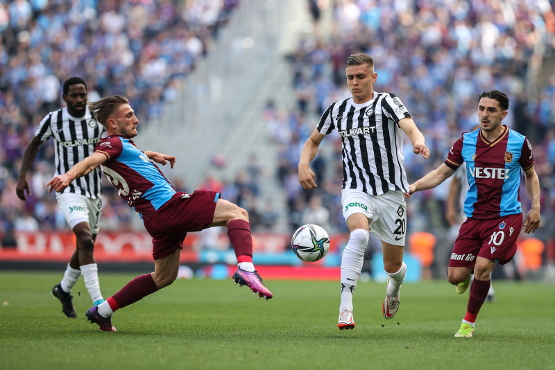 TRABZONSPOR TRANSFER HABERİ - Abdülkadir Ömür’e 1 talip daha! İtalyan devi...