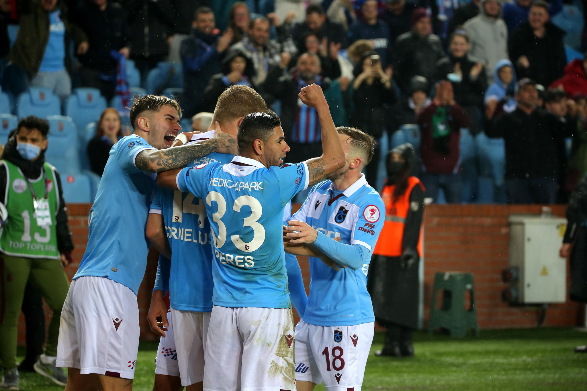 Trabzonspor Başkanı Ahmet Ağaoğlu’ndan flaş Fenerbahçe sözleri!