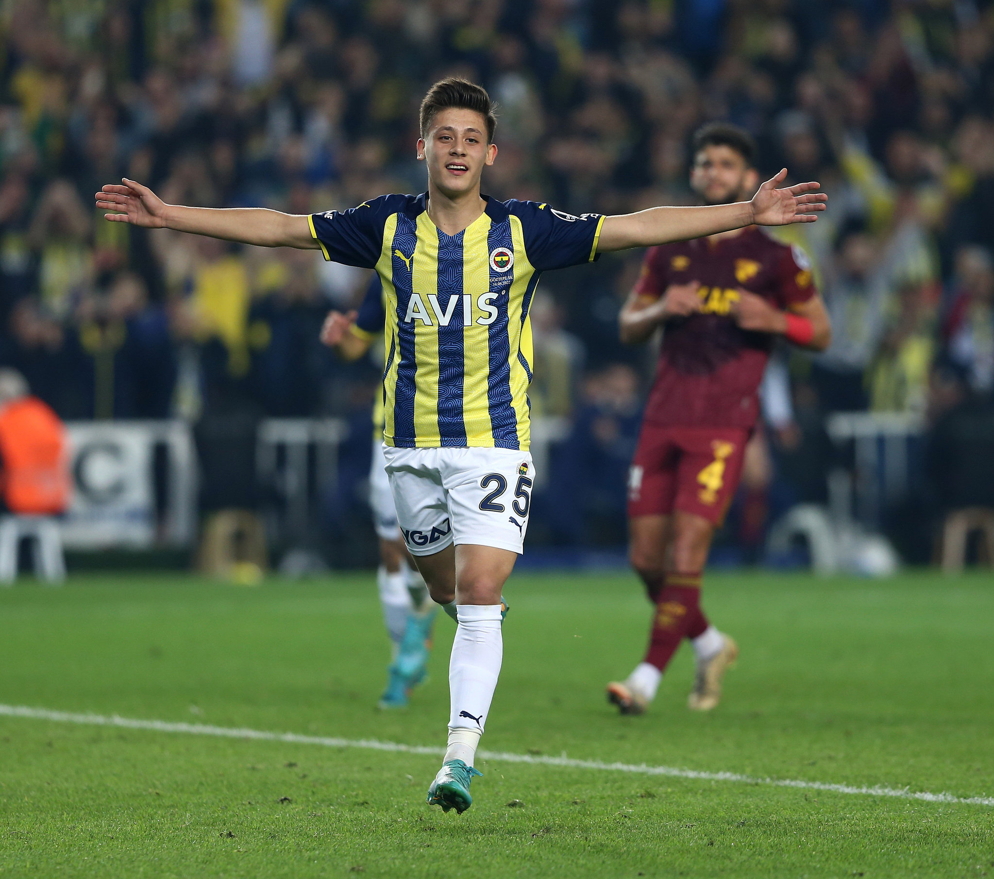 FENERBAHÇE HABERLERİ - Arda Güler Avrupa’da gündem oldu!