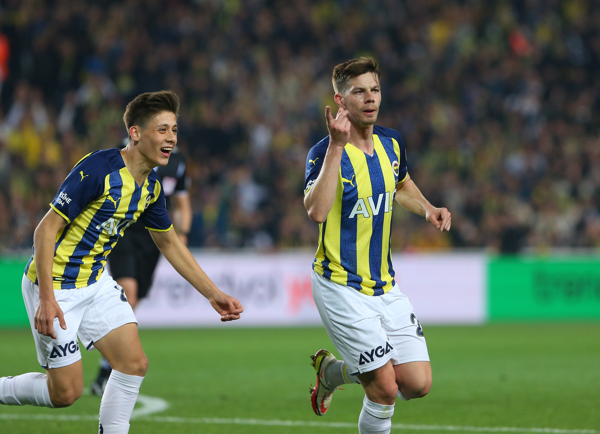 FENERBAHÇE HABERLERİ - Arda Güler Avrupa’da gündem oldu!