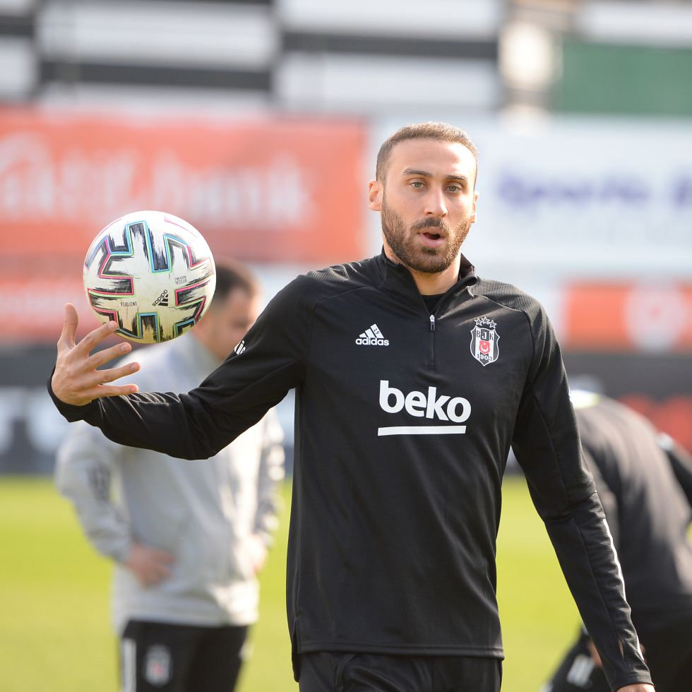 Cenk Tosun’un babasından flaş transfer sözleri! Beşiktaş...