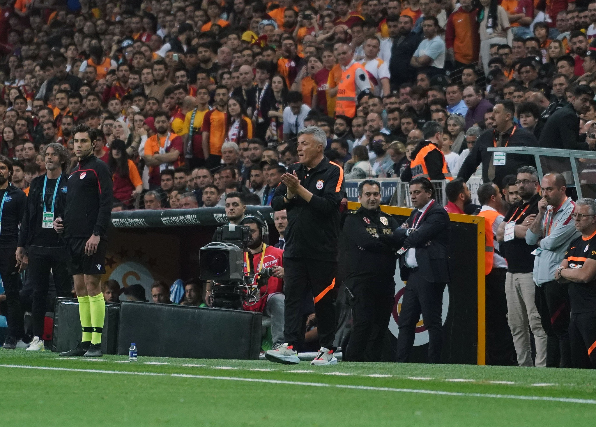 GALATASARAY TRANSFER HABERİ: Domenec Torrent’ten rapor istendi! 2 futbolcu...