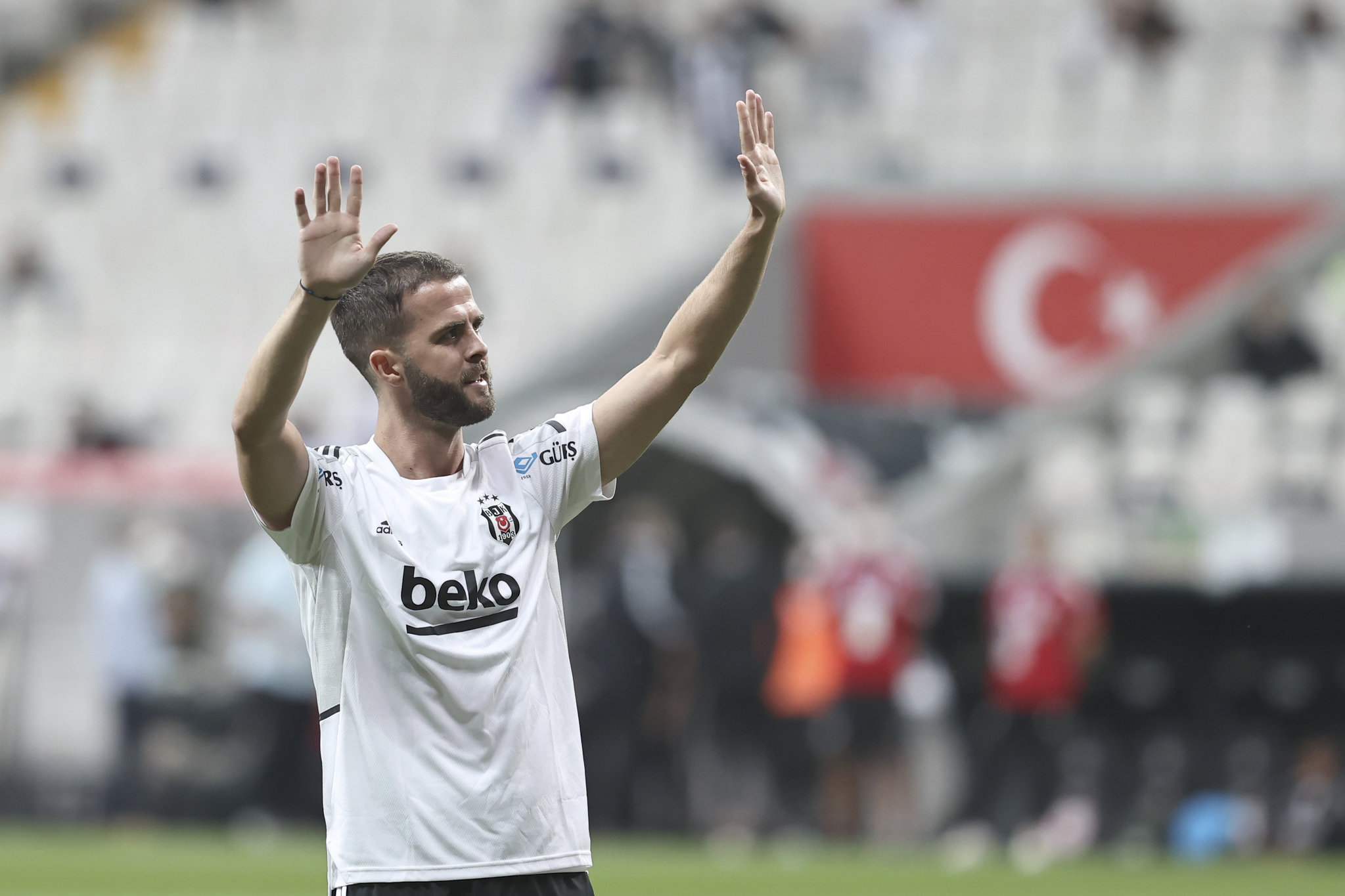 BEŞİKTAŞ TRANSFER: İspanyollardan büyük iddia! Pjanic’in yeni takımını duyurdular...