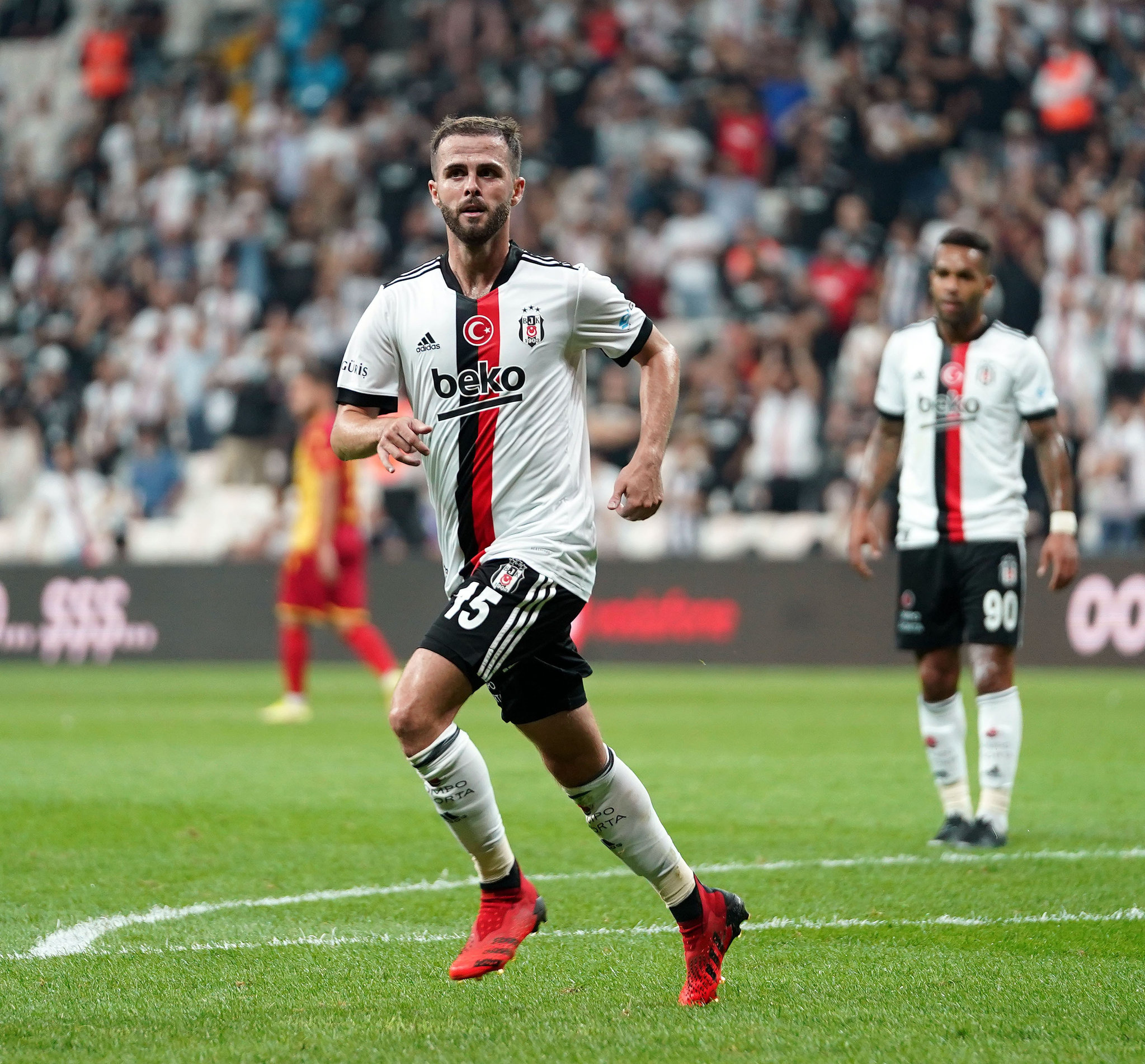 BEŞİKTAŞ TRANSFER: İspanyollardan büyük iddia! Pjanic’in yeni takımını duyurdular...