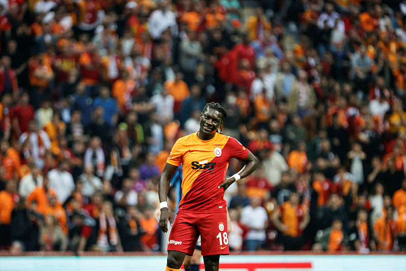 Galatasaray’da Bafetimbi Gomis için flaş transfer iddiası! O kulüple görüştü