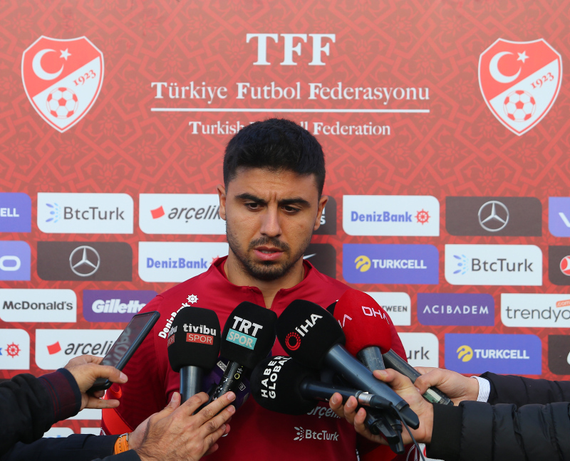 FENERBAHÇE TRANSFER HABERLERİ - Kanarya’dan ayrılması beklenen Ozan Tufan’a iki talip çıktı!