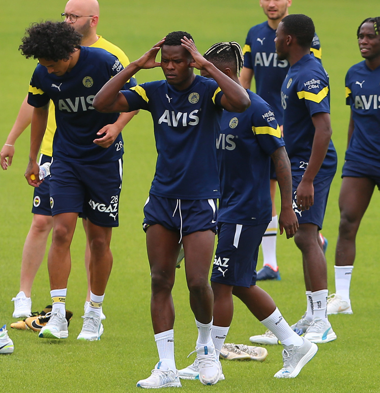 FENERBAHÇE TRANSFER HABERLERİ - Kanarya’ya 2 gol atmıştı! Sunday Adetunji gündeme geldi