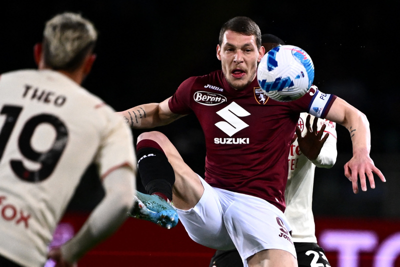 Fenerbahçe’ye Belotti transferinde 2 rakip birden!