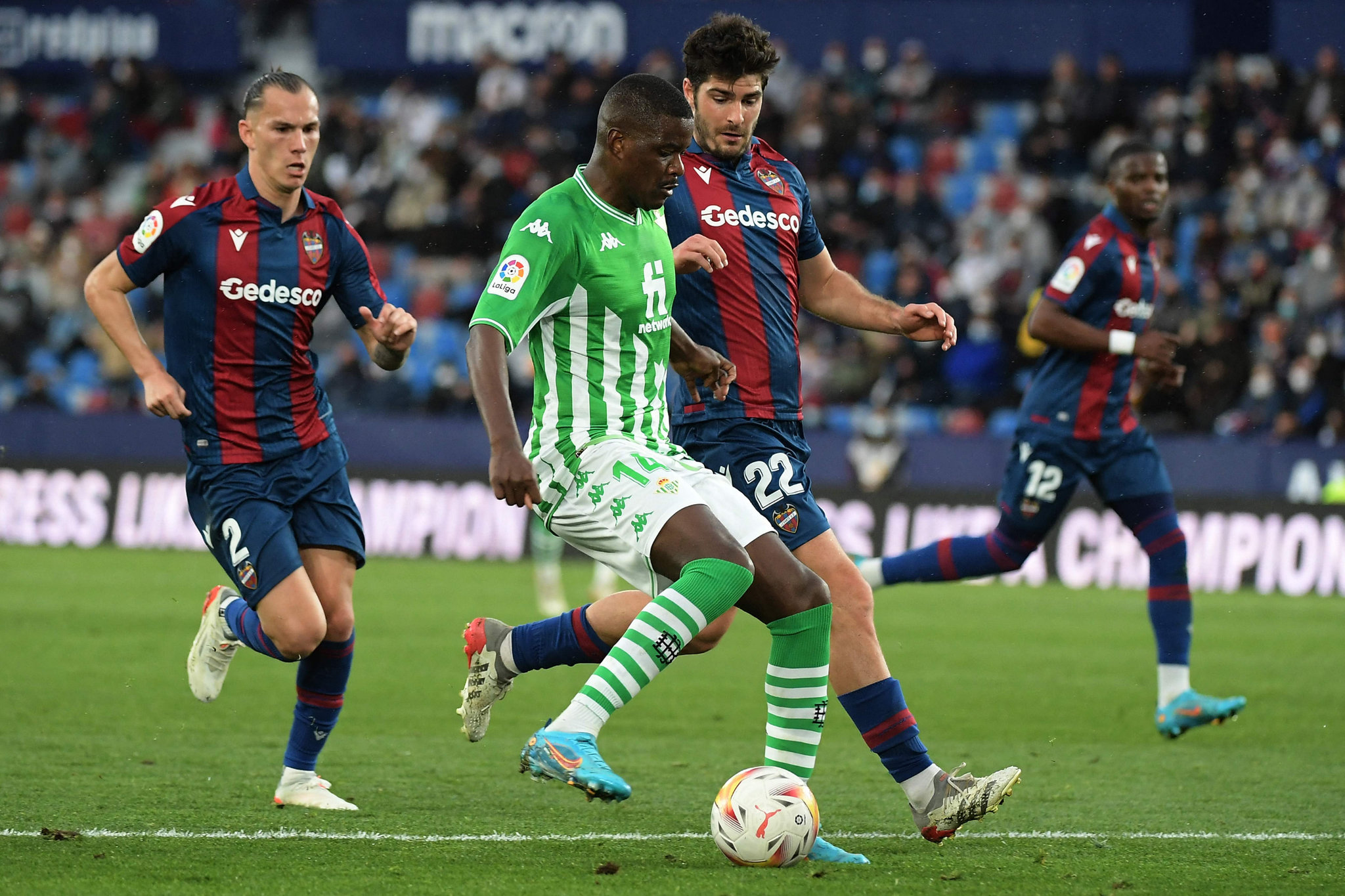 GALATASARAY TRANSFER HABERİ: Cimbom’da taraftarı heyacanlandıran detay! Sergio Oliveira ve William Carvalho...