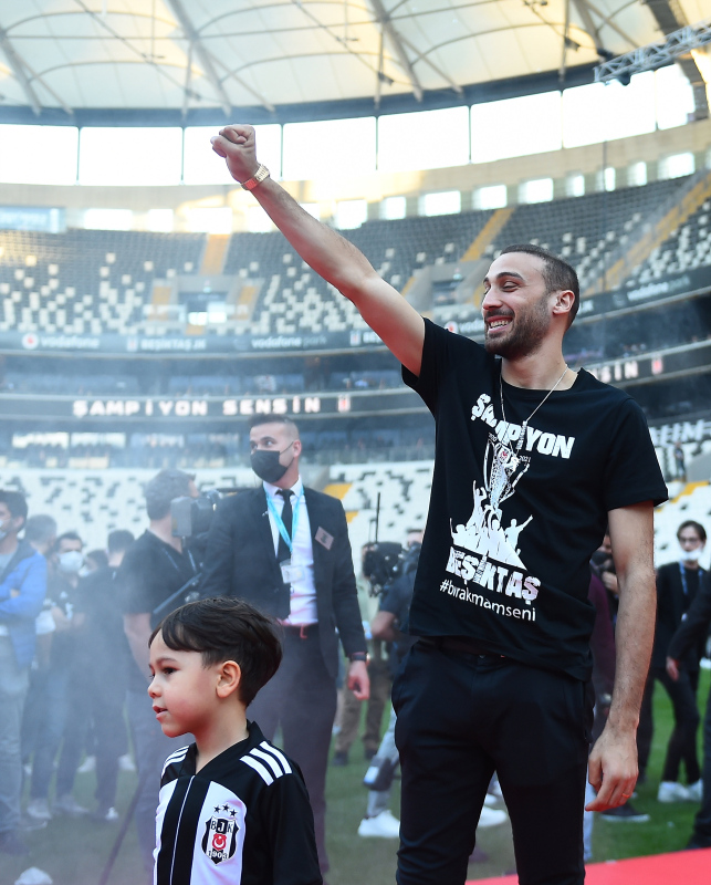 Beşiktaş’ın milli golcüsü Cenk Tosun konuştu! Şampiyonluk böyle gelecek