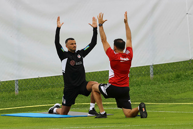 Beşiktaş’ta Romain Saiss şoku!