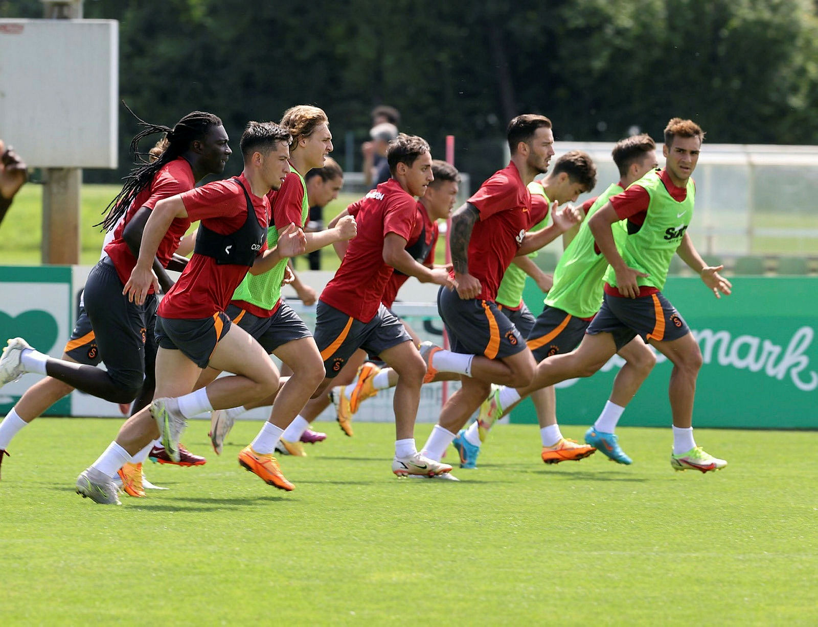 Galatasaray’dan Serge Aurier’e kanca! Transferi böyle duyurdu