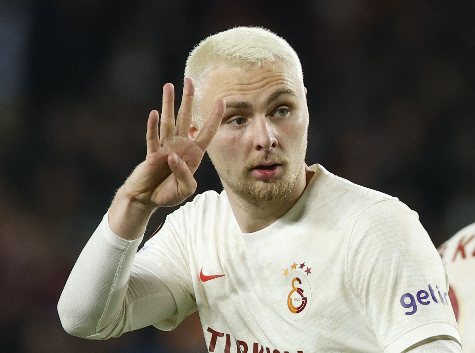 GALATASARAY HABERİ: Victor Nelsson’dan Okan Buruk sözleri! Oynatmak istediği futbol...