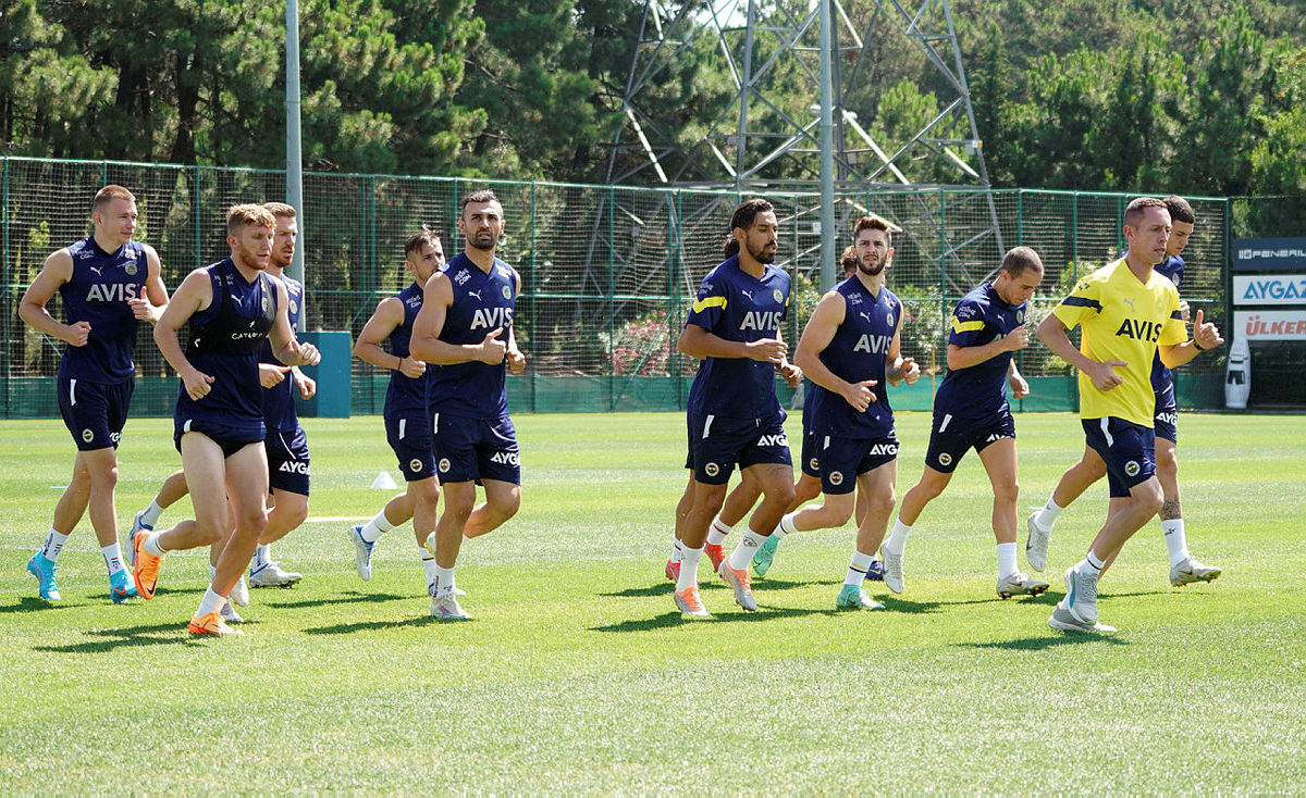 FENERBAHÇE TRANSFER HABERLERİ: F.Bahçe’nin gündemindeydi! Alberth Elis için istenen bonservis belli oldu