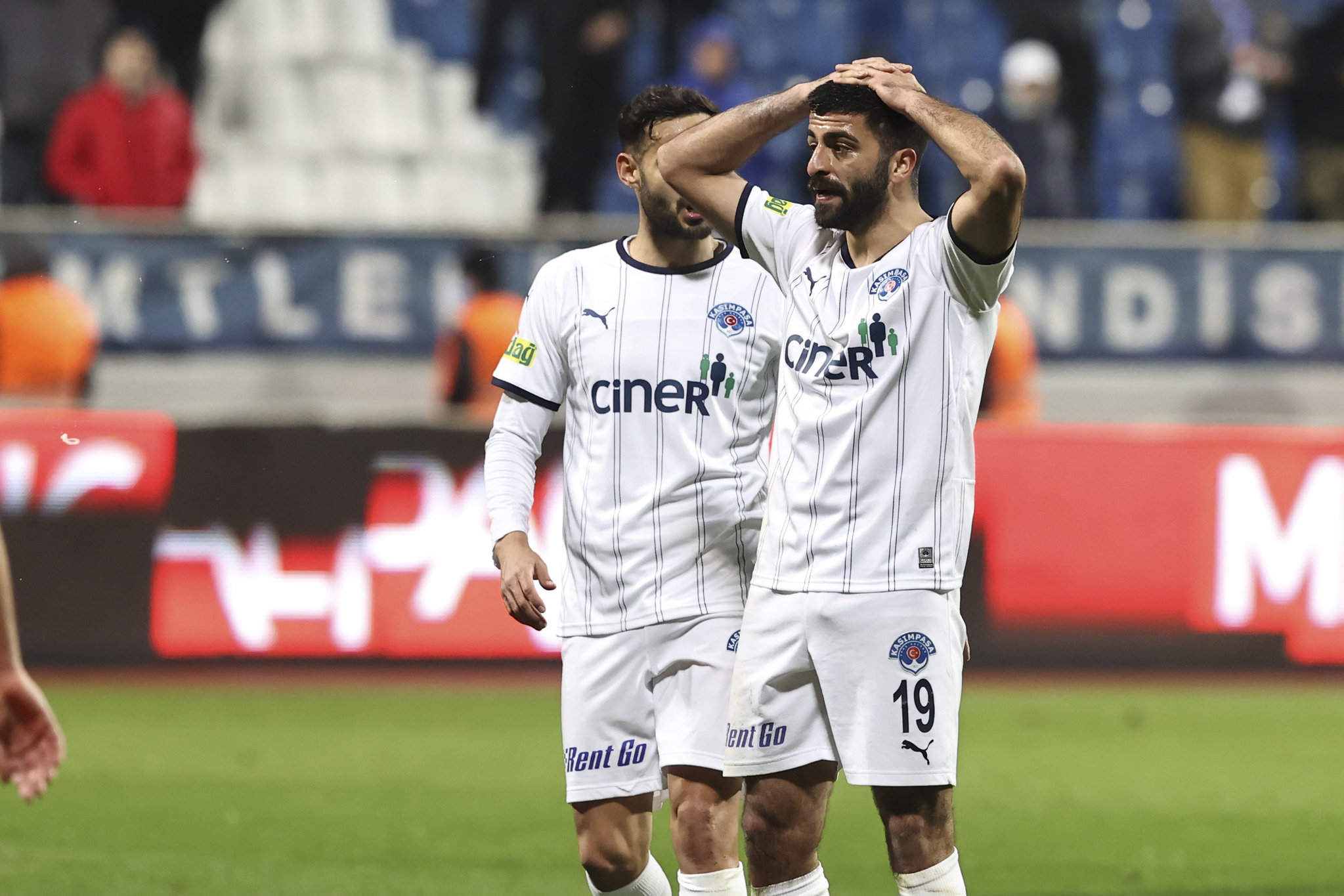 TRANSFER HABERİ: Trabzonspor Umut Bozok için yeniden devrede! Oyuncunun kararı...