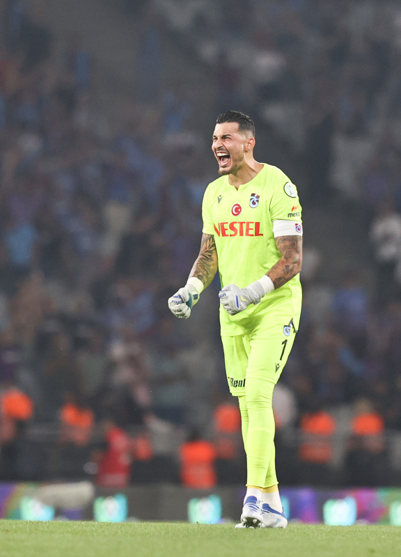 TRABZONSPOR TRANSFER HABERLERİ - Fırtına’nın yıldızı Uğurcan Çakır’a kötü haber! Premier Lig...