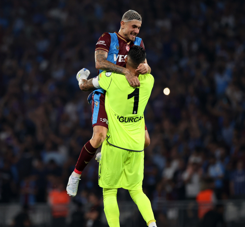 TRABZONSPOR TRANSFER HABERLERİ - Fırtına’nın yıldızı Uğurcan Çakır’a kötü haber! Premier Lig...