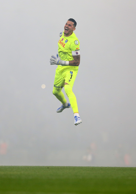 TRABZONSPOR TRANSFER HABERLERİ - Fırtına’nın yıldızı Uğurcan Çakır’a kötü haber! Premier Lig...