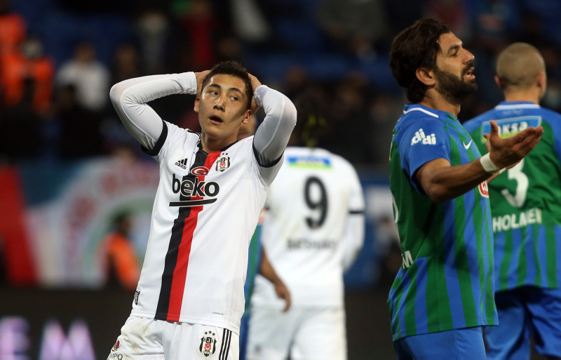 Emirhan lkhan of Besiktas JK dribbles with the ball past Papy News Photo  - Getty Images