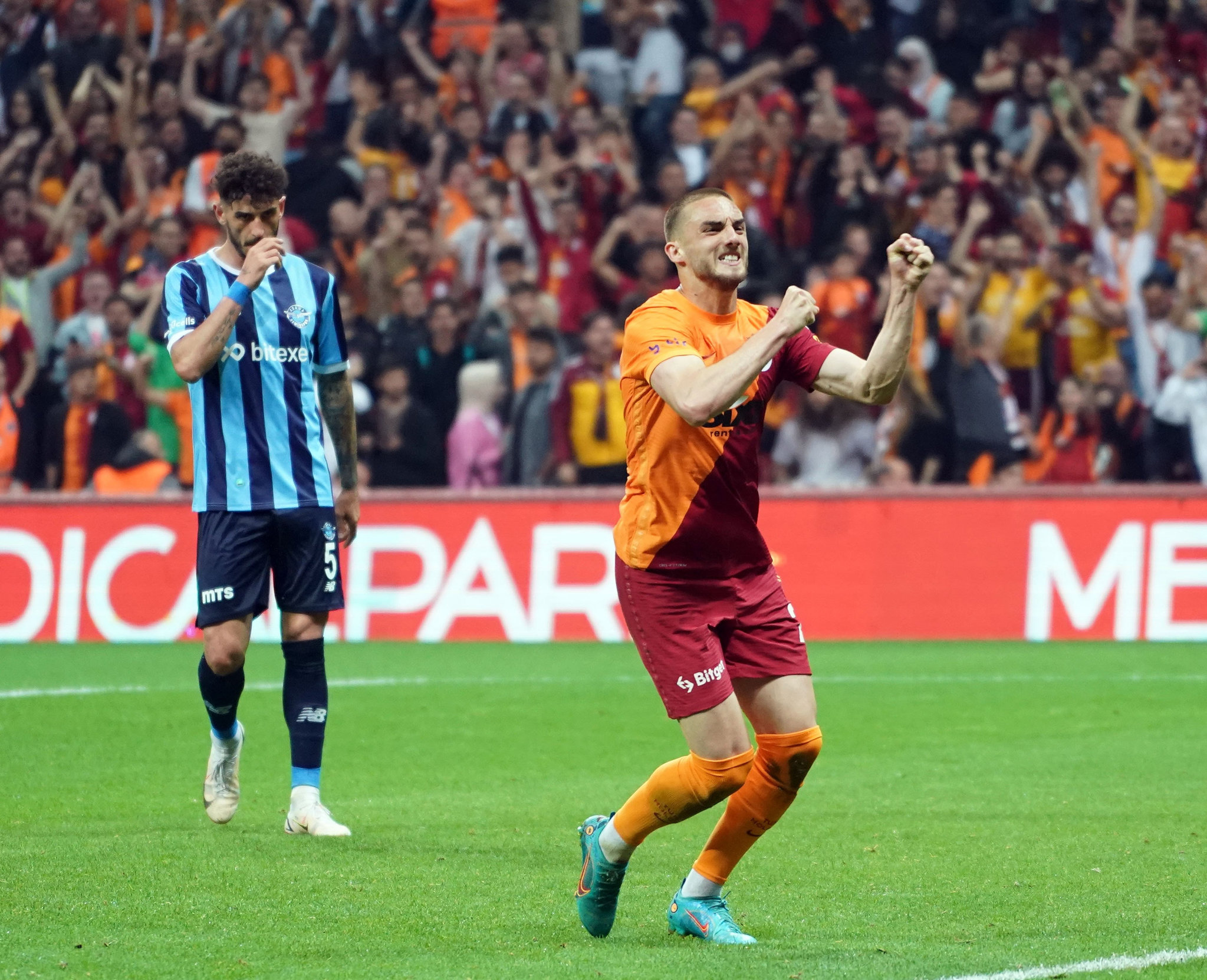 Galatasaray transfer haberi: Başakşehir’den Berkan Kutlu ve Berkay Özcan açıklaması!