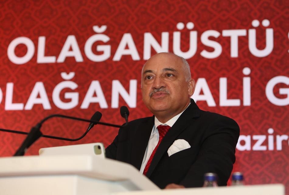 TFF Başkanı Mehmet Büyükekşi açıkladı! Cüneyt Çakır hakemliği bıraktı