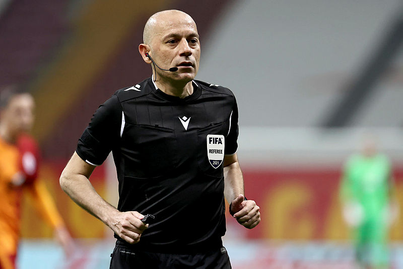 TFF Başkanı Mehmet Büyükekşi açıkladı! Cüneyt Çakır hakemliği bıraktı