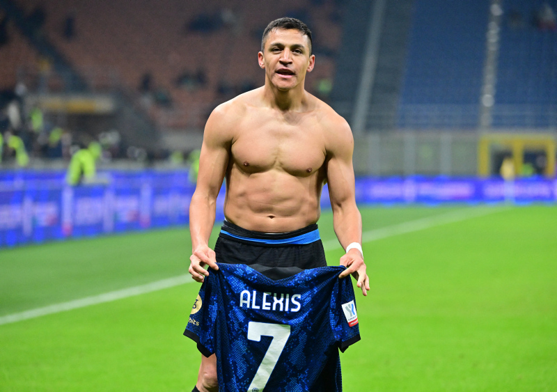 GALATASARAY TRANSFER HABERLERİ - Aslan’ın gündemindeki Alexis Sanchez’in menajeri o maaşı kabul etti!