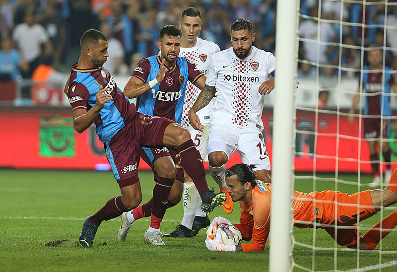 TRANSFER HABERİ: Trabzonspor’a 21’lik yıldız! Montasser Lahtimi imzayı atıyor