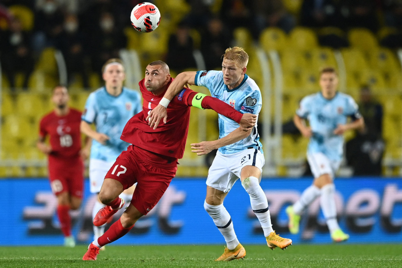 GALATASARAY TRANSFER HABERLERİ: Savunma hattı sağlam! Victor Nelsson’un yanına Andreas Hanche-Olsen