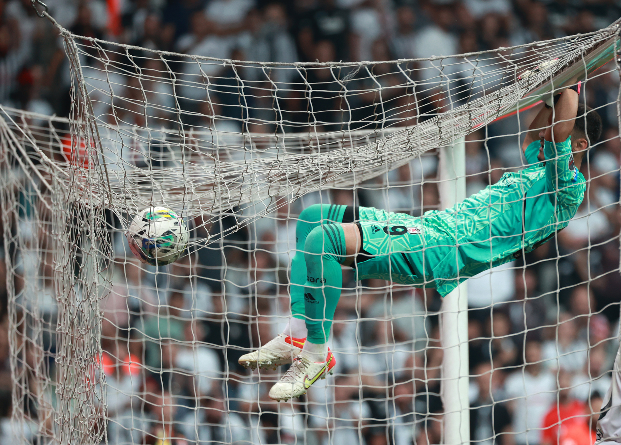 BEŞİKTAŞ HABERLERİ - Beşiktaş’ın derdi kale! Emre Bilgin ve Ersin Destanoğlu...