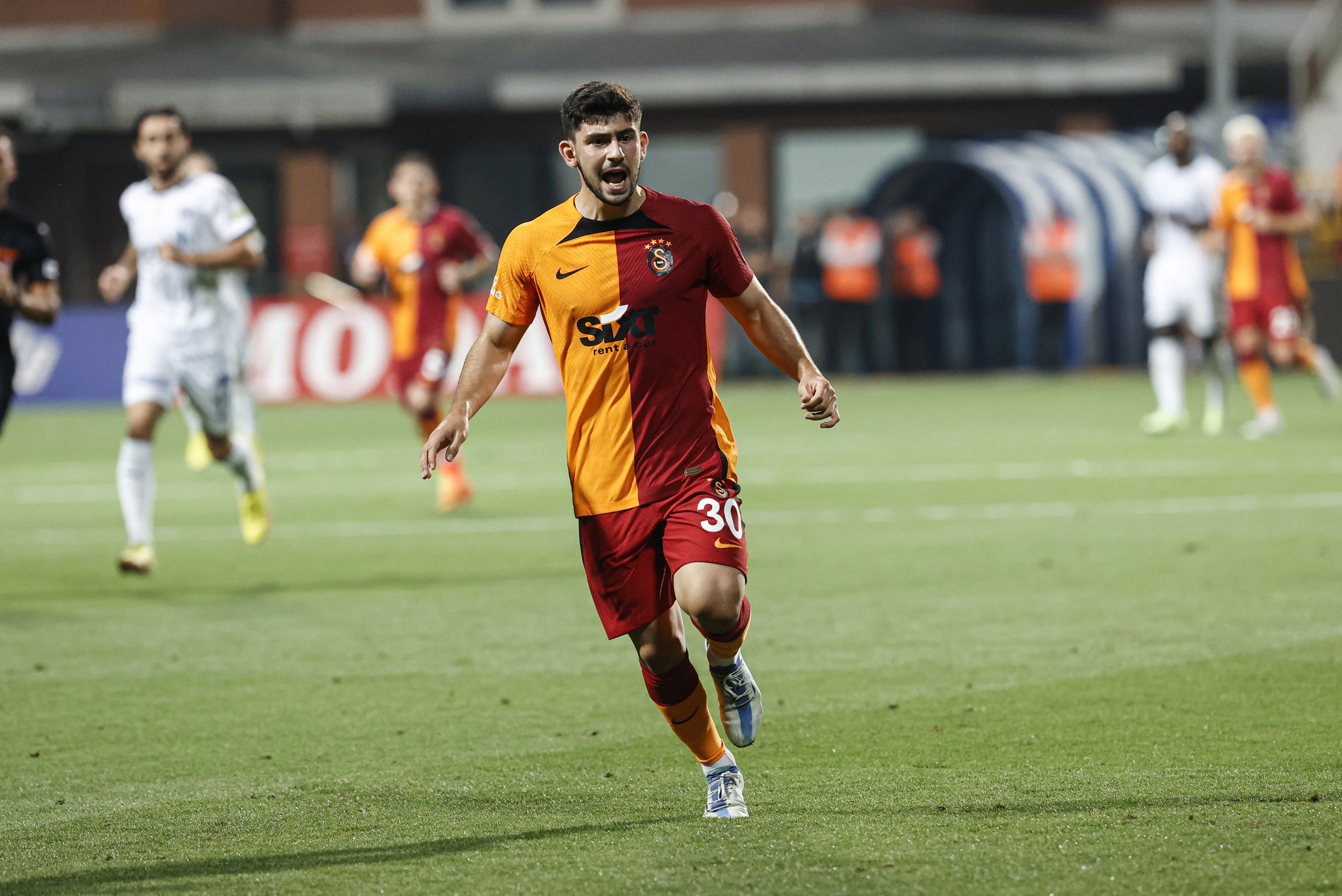Galatasaray’da Yusuf Demir kararı!