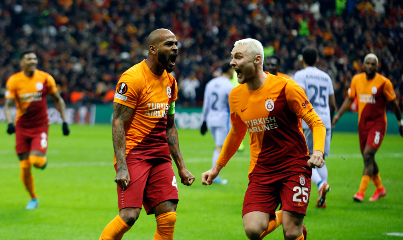 Sevilla’da Marcao krizi! Taraftarlar isyan etti