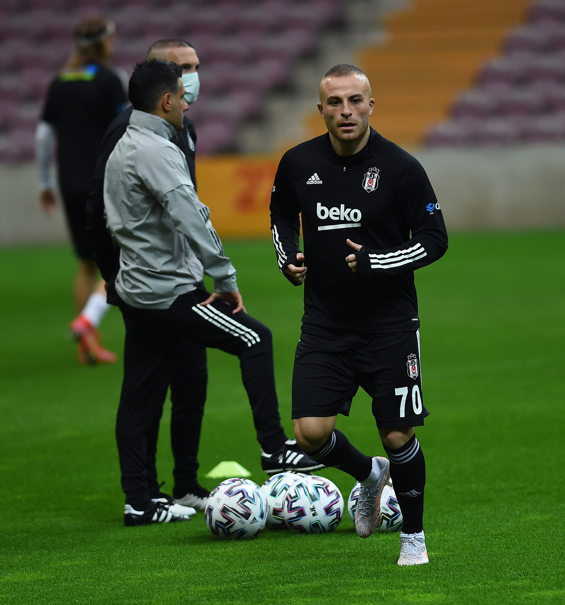 Beşiktaş’tan ayrılan Gökhan Töre’nin Adana Demirspor’dan aldığı ücret şaşırttı!