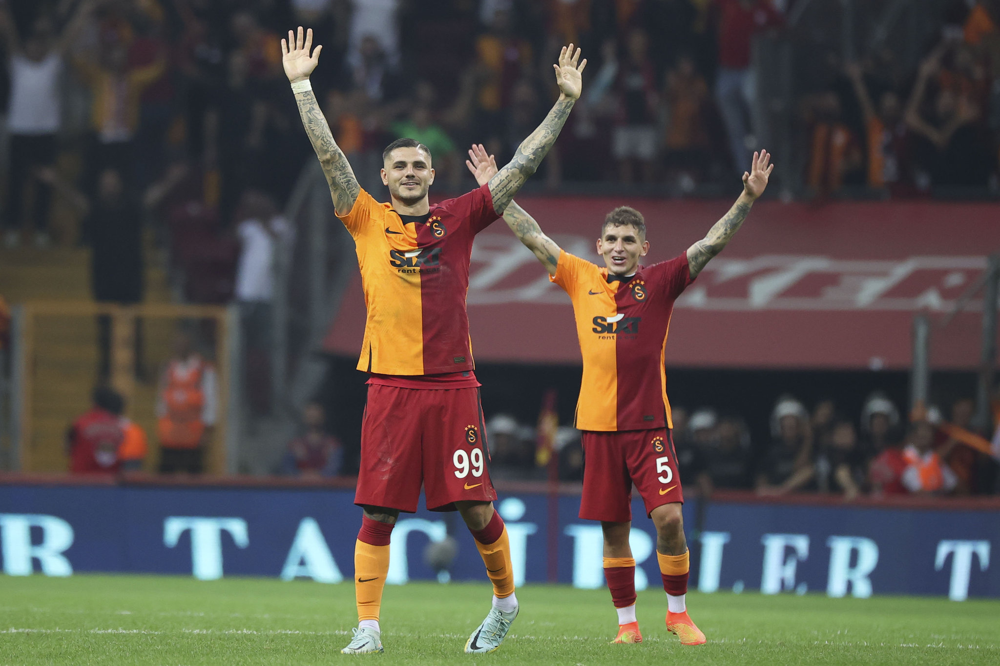 GALATASARAY HABERİ: İspanya’dan olay Mauro Icardi - Wanda Nara iddiası! Çığlıklar yükseldi