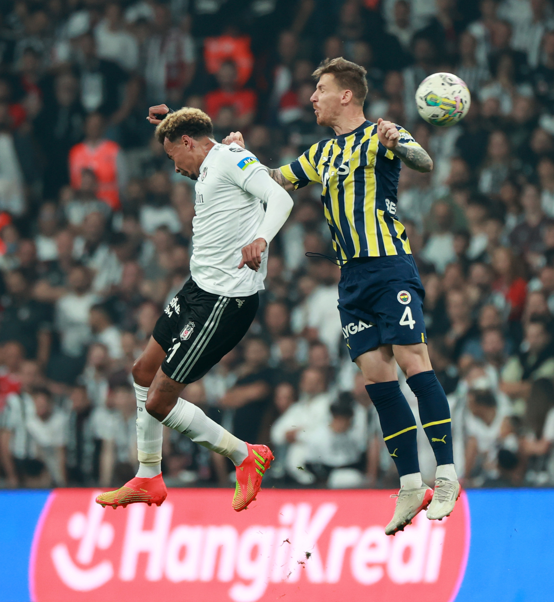 Transferde bomba iddia! Dele Alli Beşiktaş’tan ayrılıyor mu?