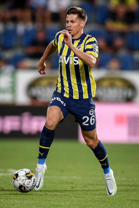 FENERBAHÇE TRANSFER HABERİ | Miha Zajc satış listesine konuldu! İşte önerilen takımlar...