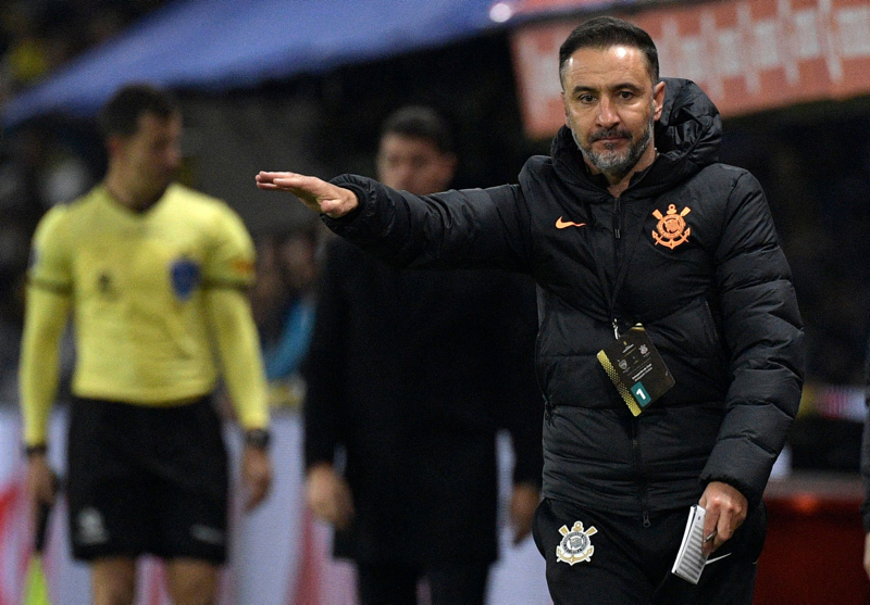 Fenerbahçe’nin eski teknik direktörü Vitor Pereira Corinthians’tan ayrılacak mı?