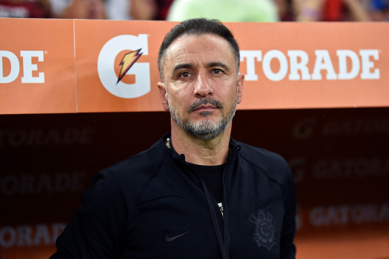 Fenerbahçe’nin eski teknik direktörü Vitor Pereira Corinthians’tan ayrılacak mı?