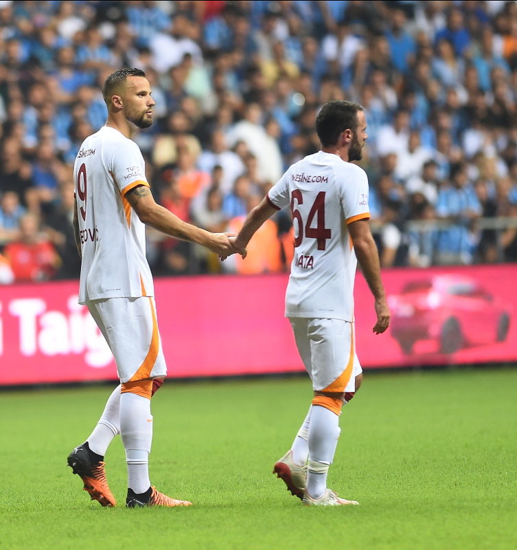 Galatasaray’da Okan Buruk kararını verdi! Juan Mata...