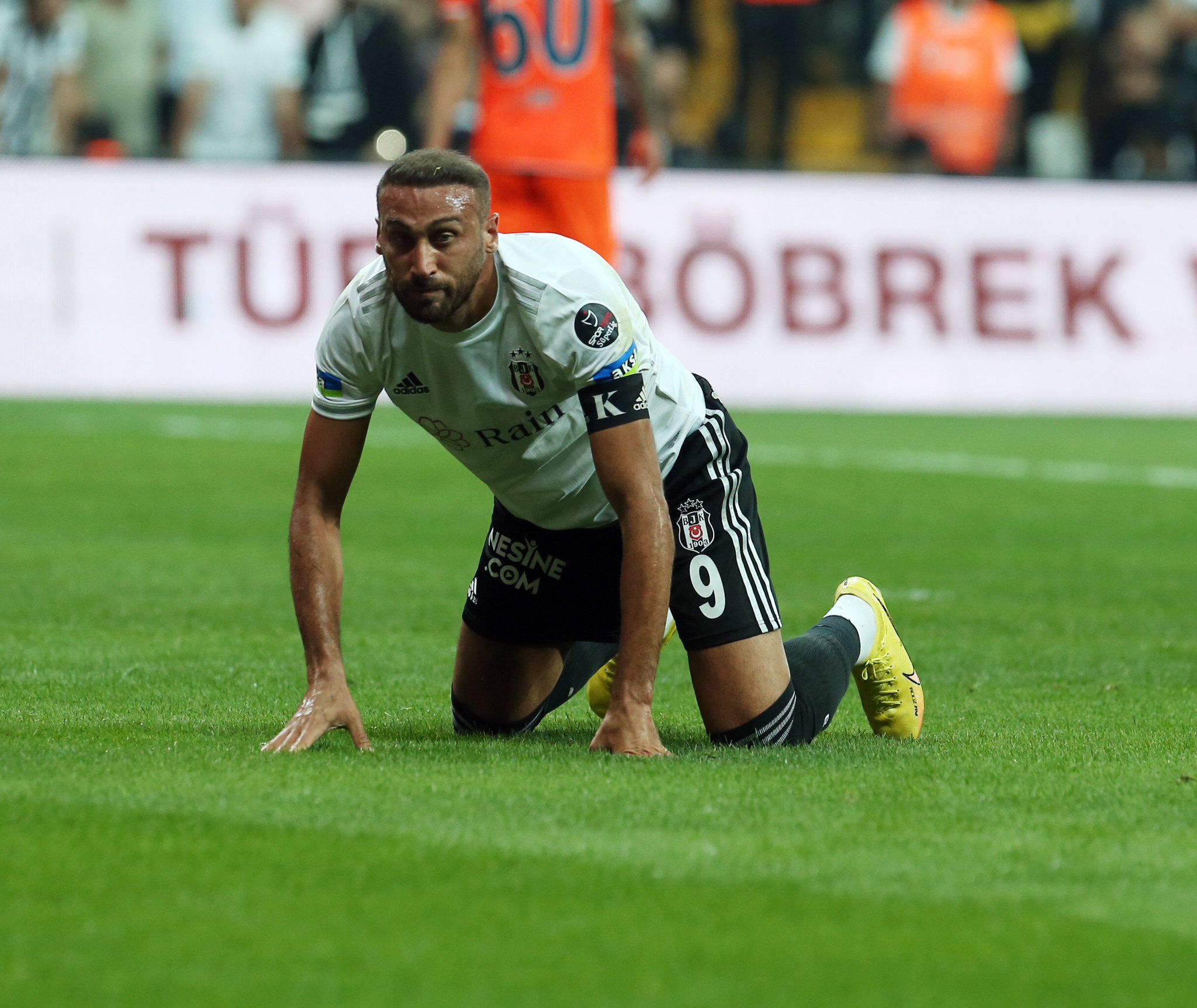 Beşiktaş’ta Cenk Tosun sıkıntısı!