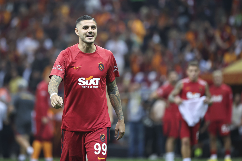 GALATASARAY HABERLERİ - Icardi alay konusu oldu! Saçını geriye tara yoksa...